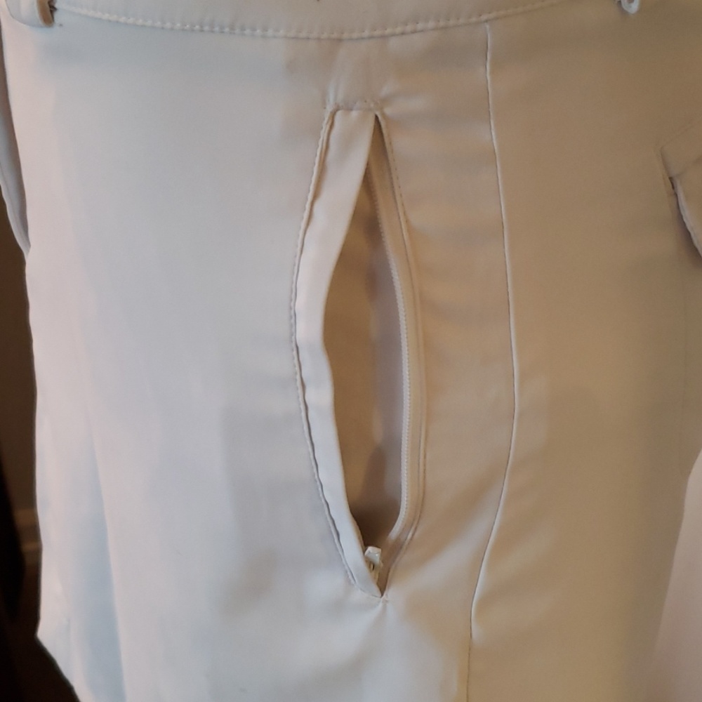 Golf skort - Picture 2 of 3
